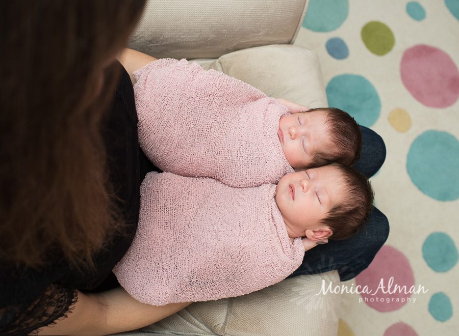 Twin Newborn Session Babies With Mom Photo