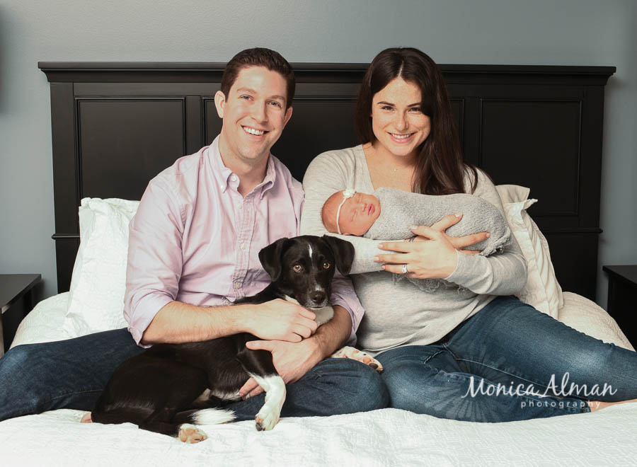 It's-a-girl-potomac-family-with-baby-photo