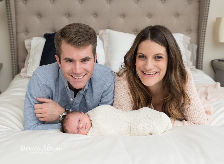 Ten-day-old-baby-boy-posing-with-parents-photo