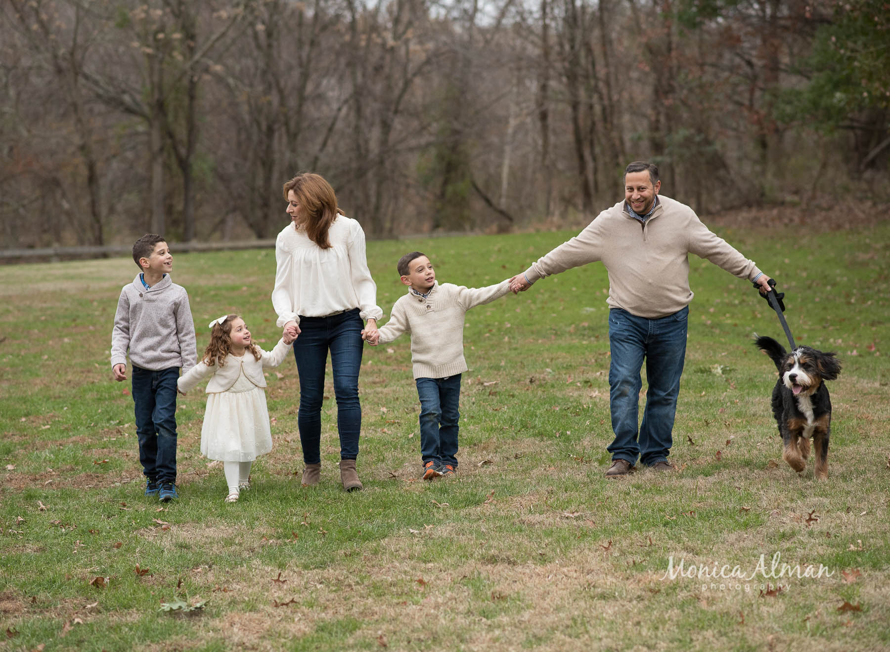 Gaithersburg Photographer Family Walking Photo