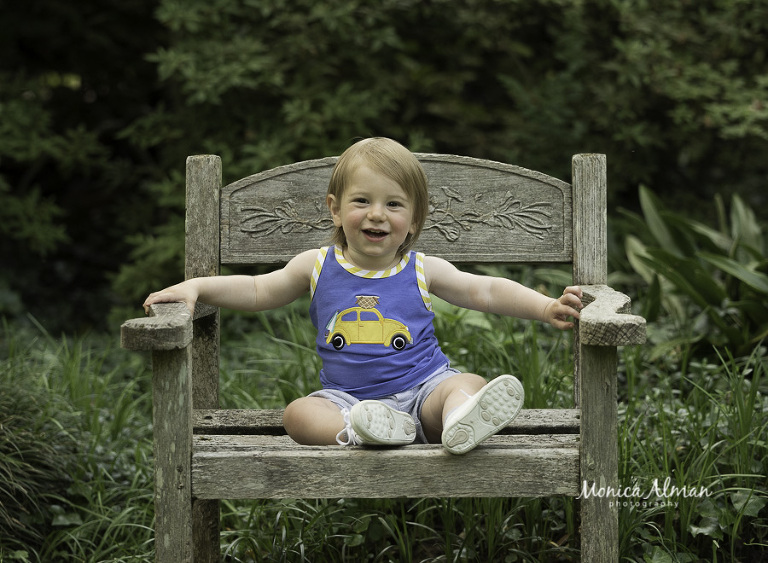 1 year old portraits big chair