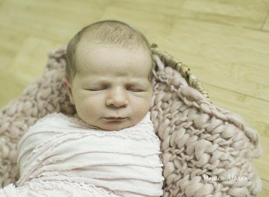 newborn lifestyle photos