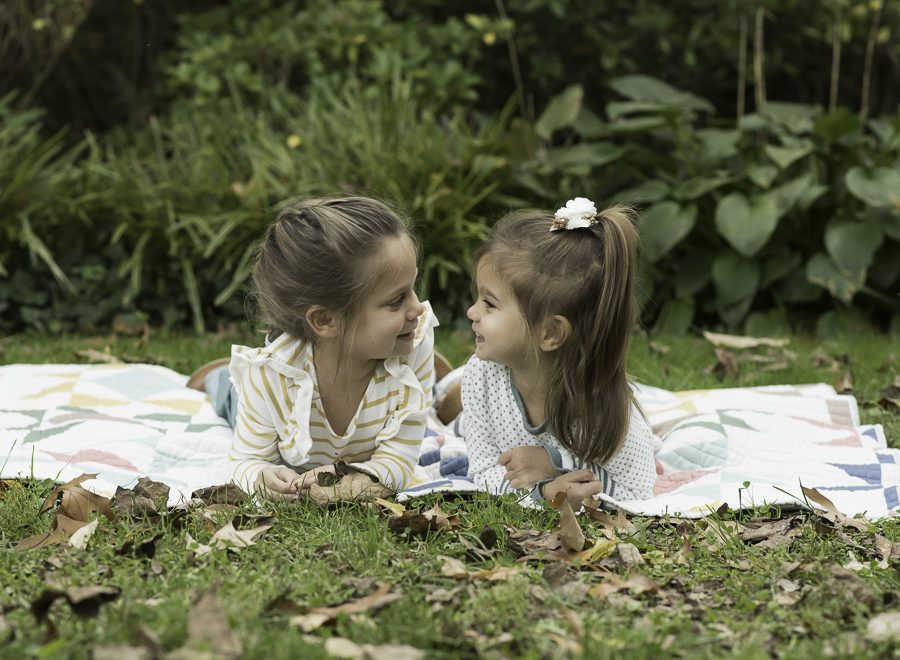 sisters professional photography