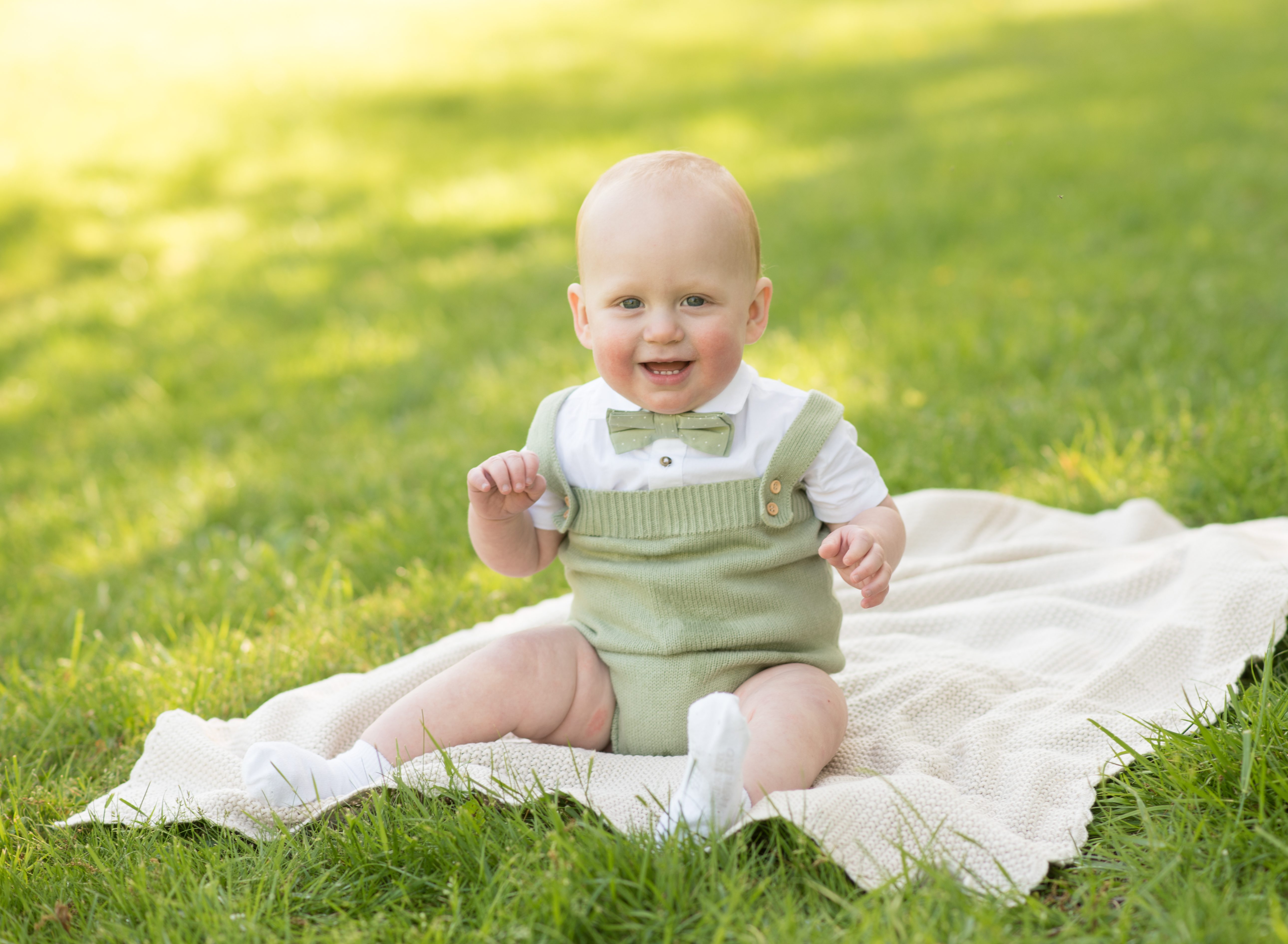 1 year old baby celebrating his birthday in Rockville Maryland