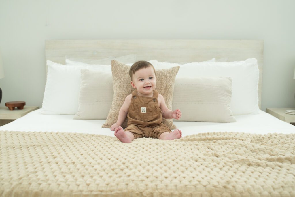 6 month milestone photos