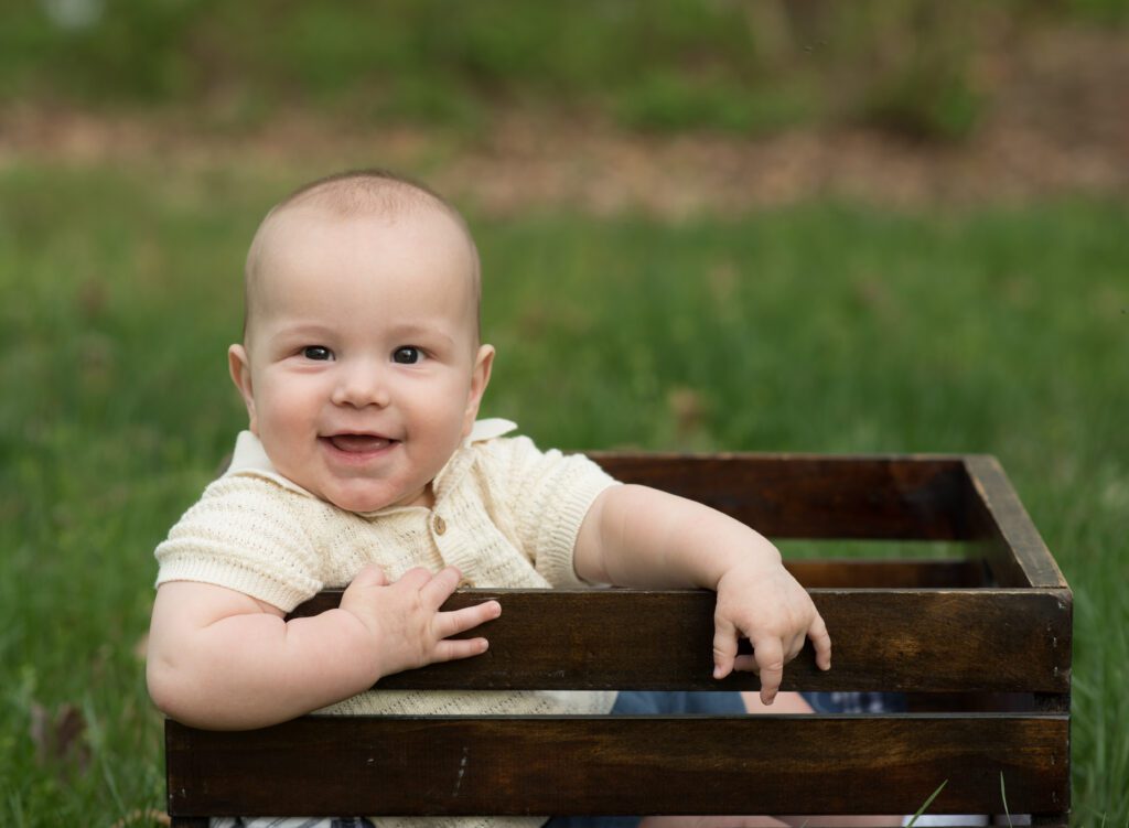 baby in a crate photo