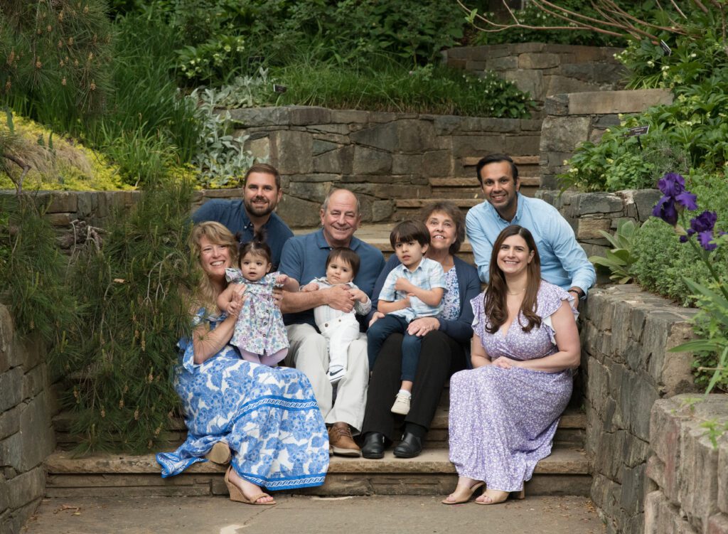 extended family photo in gardens